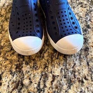 Navy size 12 native rubber Jefferson shoe